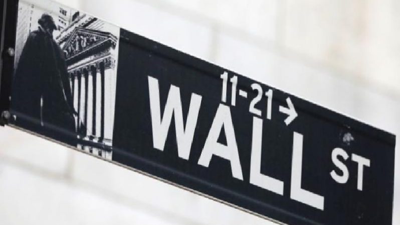 ABD piyasaları kapanışta düştü; Dow Jones Industrial Average 2,25% paha kaybetti
