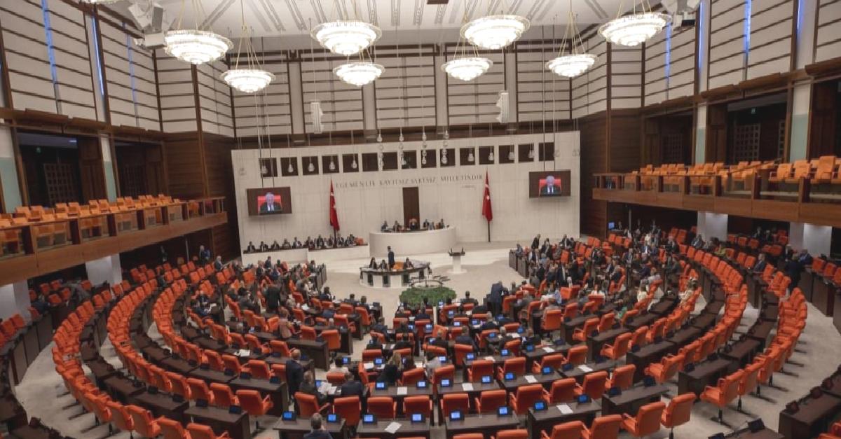 Hazine ve Maliye Bakanlığı’na ek borçlanma yetkisi