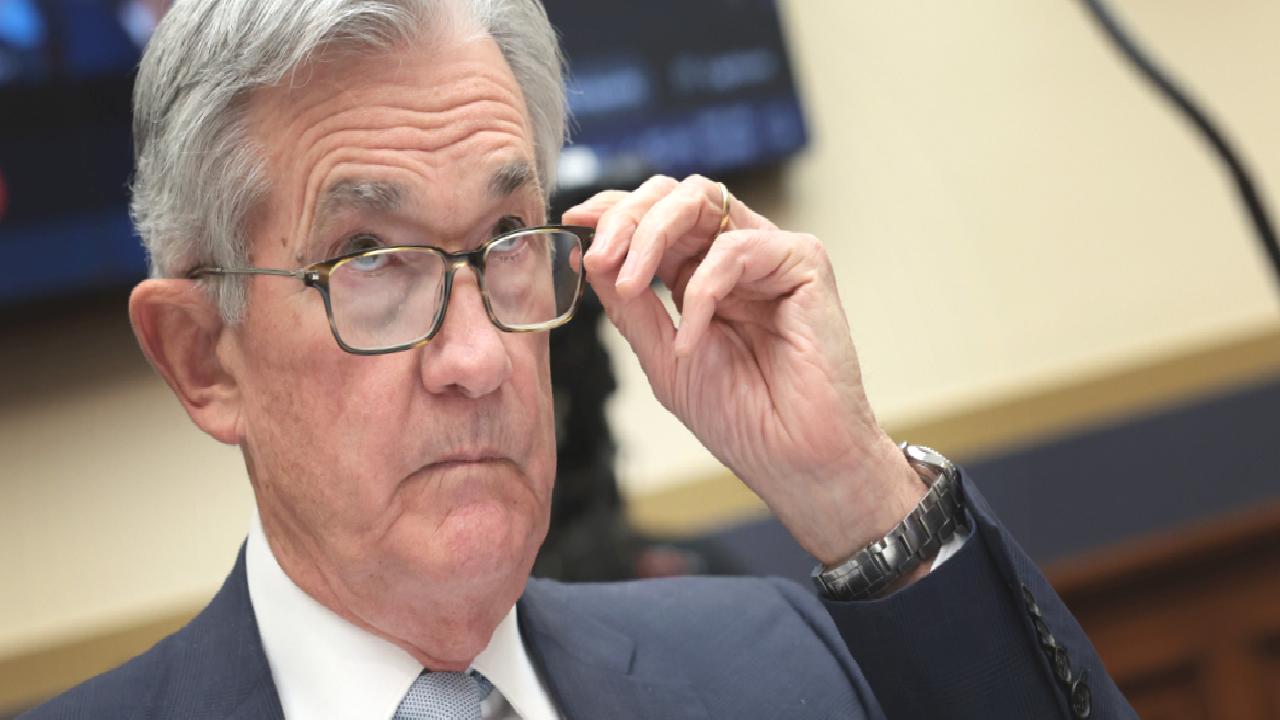 Powell faiz indirimi umutlarını söndürmeye çalıştı