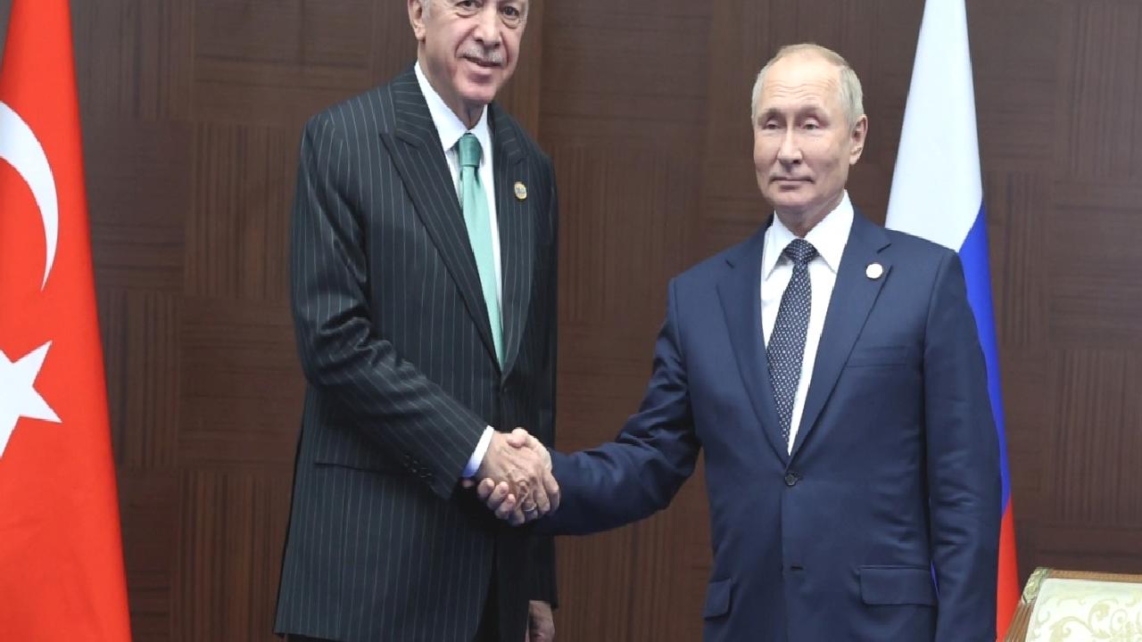 Cumhurbaşkanı Erdoğan ile Putin ortasında kritik görüşme