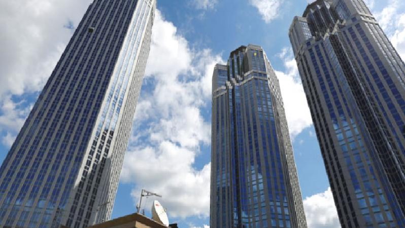 İş Bankası, borsada süreç gören paydaşlık hisselerinde alım yapacak