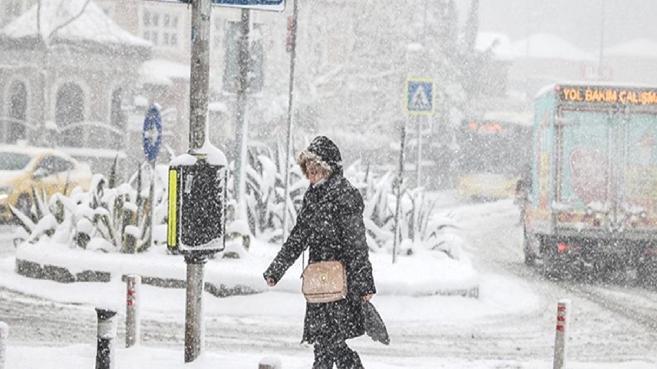 İstanbul’a kar yağışı için tarih verildi