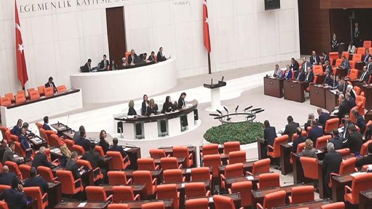 Kamuda sözleşmeliye takım teklifi maddeleşti: Kimler takıma geçecek?