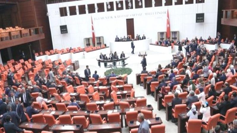 Borç yapılandırması teklifi Komisyon’dan geçti